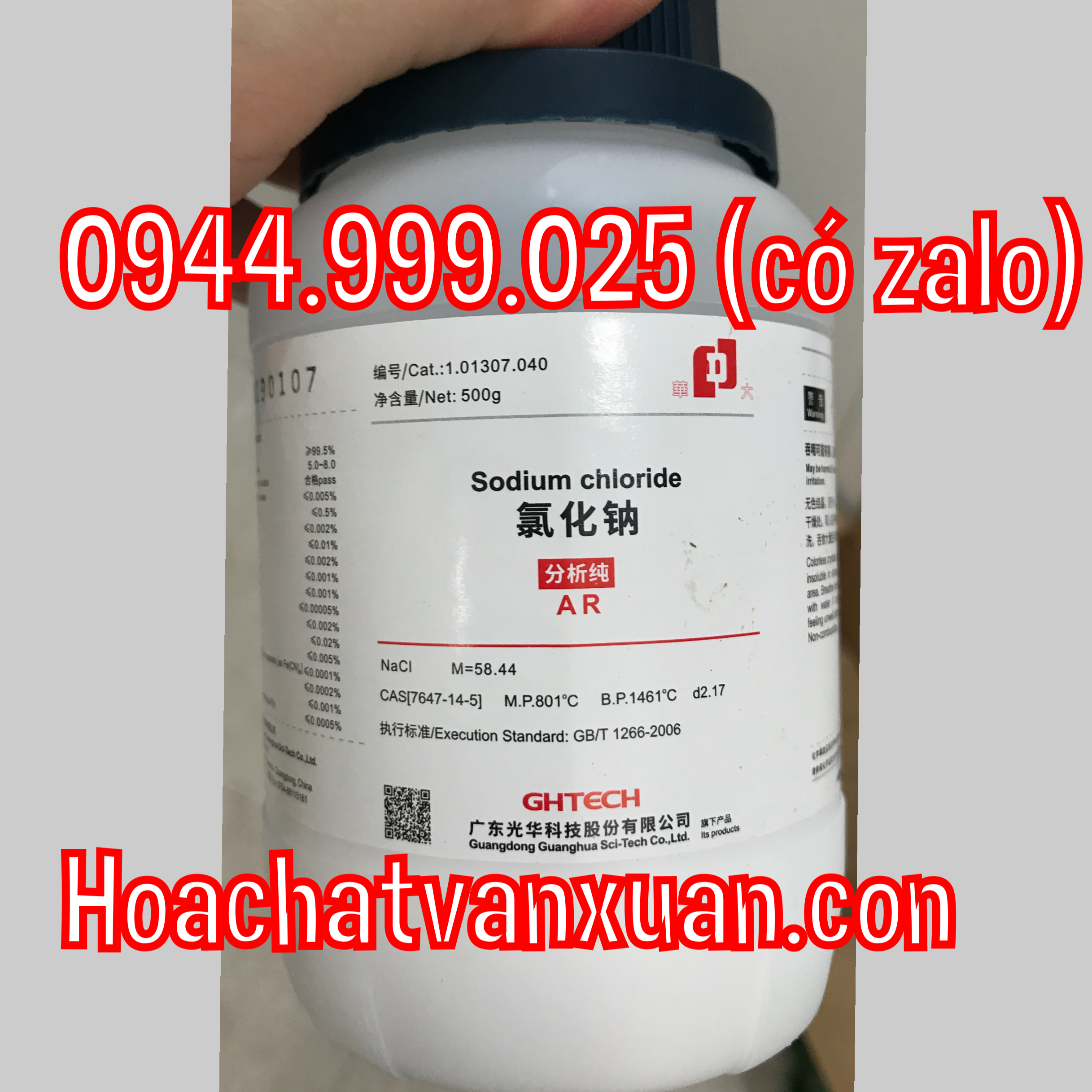 Hóa chất sodium chloride GHTECH JHD muối natri clorua NaCL 99.5% CAS 7647-14-5 lọ 500g